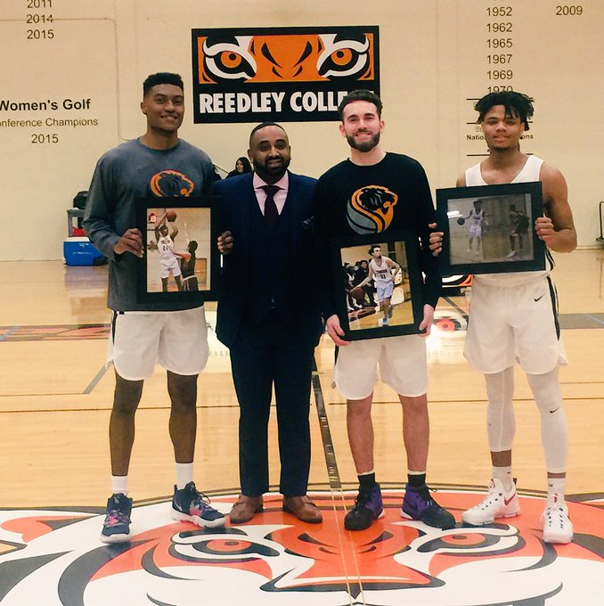 Men's Basketball Honors Sophomore Players